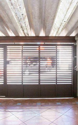 Casa à venda com 249m², 5 quartos e 4 vagasGaragem