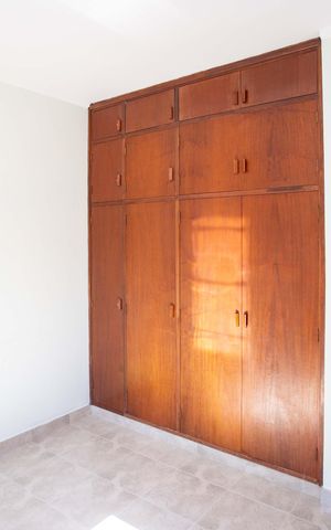 Casa à venda com 249m², 5 quartos e 4 vagasQuarto 2