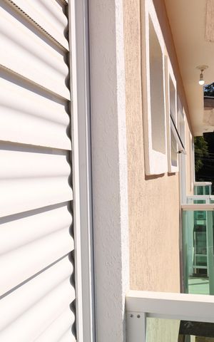 Casa de condomínio para alugar com 68m², 2 quartos e 2 vagasSacada