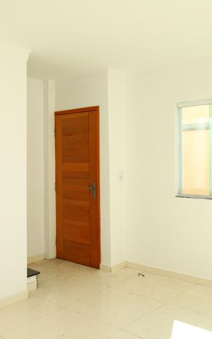Casa de condomínio para alugar com 68m², 2 quartos e 2 vagasSala