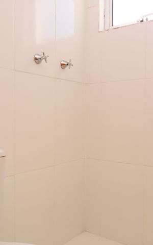 Casa de condomínio para alugar com 68m², 2 quartos e 2 vagasBanheiro 1 - Suíte 1