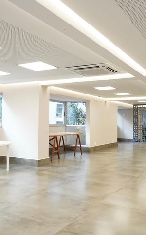 Apartamento à venda com 98m², 3 quartos e 2 vagas Apartamento à venda com 98m², 3 quartos e 2 vagasÁrea comum - Salão de festas