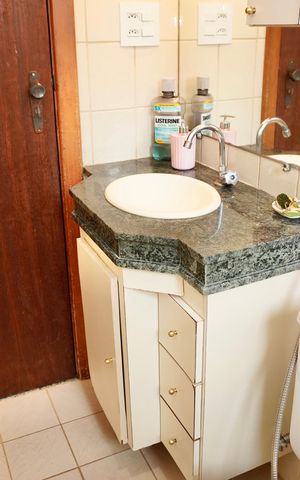 Apartamento à venda com 98m², 3 quartos e 2 vagas Apartamento à venda com 98m², 3 quartos e 2 vagasBanheiro Social