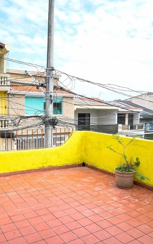 Casa para alugar com 120m², 2 quartos e 1 vaga Casa para alugar com 120m², 2 quartos e 1 vagaVaranda do quarto 1