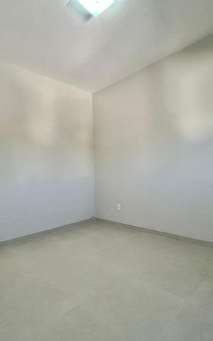 Casa à venda com 190m², 4 quartos e 2 vagas Casa à venda com 190m², 4 quartos e 2 vagasSuíte