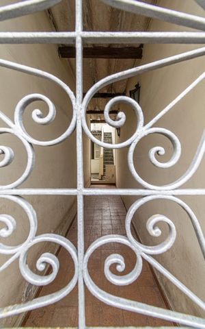 Apartamento à venda com 90m², 3 quartos e 1 vaga Apartamento à venda com 90m², 3 quartos e 1 vagaVaranda da Frente