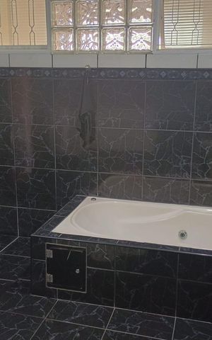 Casa à venda com 520m², 4 quartos e 4 vagas