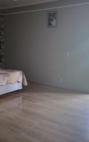 Casa à venda com 520m², 4 quartos e 4 vagas