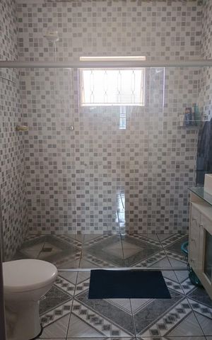 Casa à venda com 520m², 4 quartos e 4 vagas