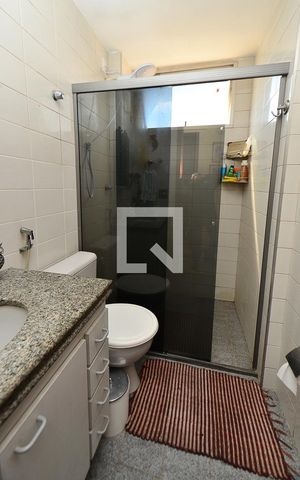 Apartamento à venda com 62m², 2 quartos e 1 vaga Apartamento à venda com 62m², 2 quartos e 1 vagaBanheiro