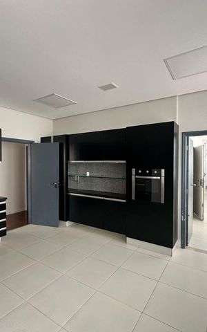 Apartamento à venda com 380m², 4 quartos e 3 vagas