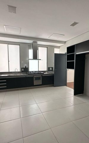 Apartamento à venda com 380m², 4 quartos e 3 vagas