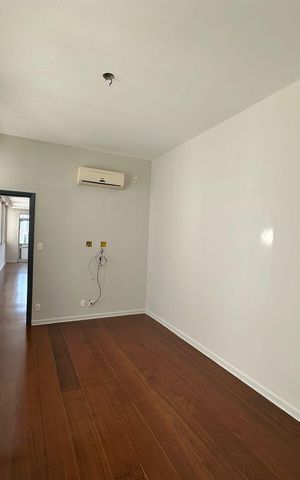 Apartamento à venda com 380m², 4 quartos e 3 vagas