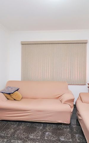 Casa à venda com 160m², 4 quartos e 2 vagasSala