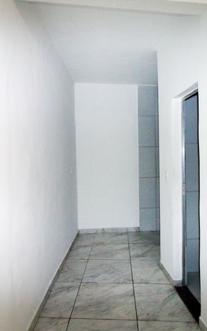 Casa para alugar com 60m², 1 quarto e sem vagaSala - Corredor