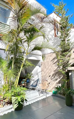 Casa à venda com 190m², 3 quartos e 3 vagas Casa à venda com 190m², 3 quartos e 3 vagasGaragem