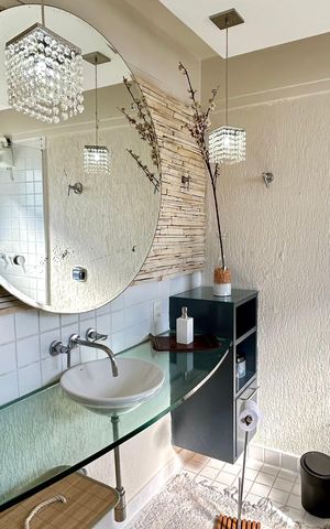 Casa à venda com 190m², 3 quartos e 3 vagas Casa à venda com 190m², 3 quartos e 3 vagasBanheiro da Suíte