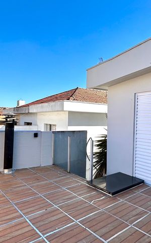 Casa à venda com 190m², 3 quartos e 3 vagas Casa à venda com 190m², 3 quartos e 3 vagasQuintal