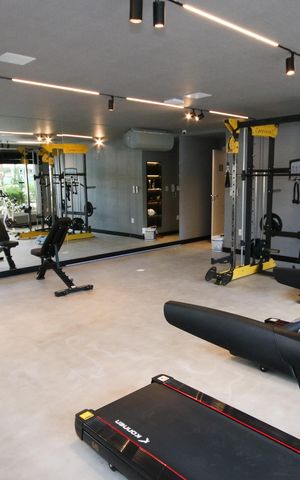 Apartamento para alugar com 85m², 2 quartos e 2 vagas Apartamento para alugar com 85m², 2 quartos e 2 vagasÁrea comum - Academia