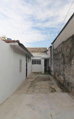 Casa para alugar com 16m², 1 quarto e 1 vaga
