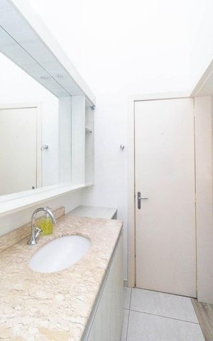Apartamento à venda com 77m², 2 quartos e 1 vaga Apartamento à venda com 77m², 2 quartos e 1 vagaBanheiro 2