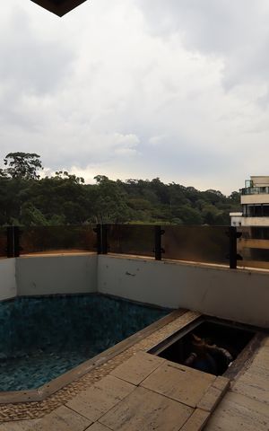 Apartamento à venda com 286m², 4 quartos e 5 vagasVaranda 