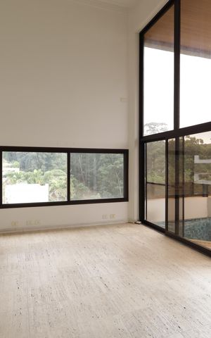 Apartamento à venda com 286m², 4 quartos e 5 vagasSala