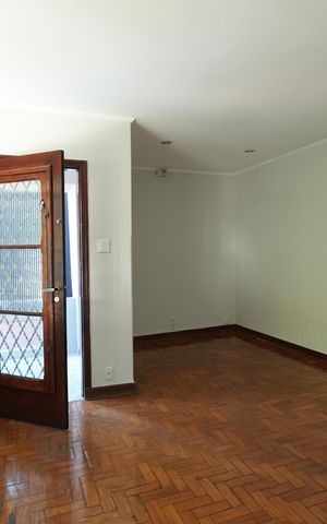 Casa para alugar com 143m², 2 quartos e 2 vagasSala