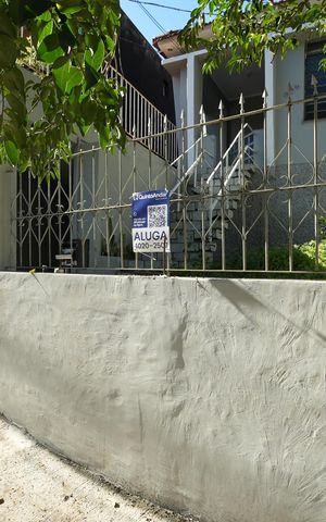Casa para alugar com 143m², 2 quartos e 2 vagasPlaca