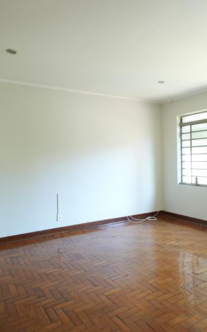 Casa para alugar com 143m², 2 quartos e 2 vagasSala