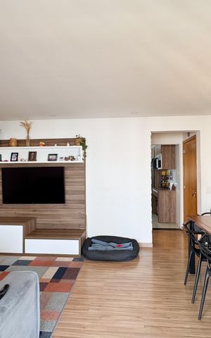 Apartamento à venda com 107m², 3 quartos e 2 vagas Apartamento à venda com 107m², 3 quartos e 2 vagasSala
