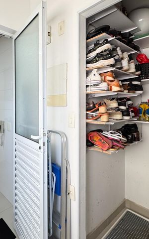 Apartamento à venda com 107m², 3 quartos e 2 vagas Apartamento à venda com 107m², 3 quartos e 2 vagasÁrea de Serviço
