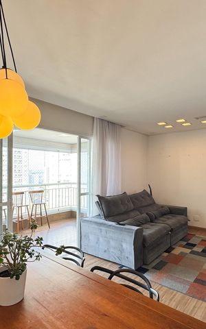 Apartamento à venda com 107m², 3 quartos e 2 vagas Apartamento à venda com 107m², 3 quartos e 2 vagasSala