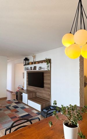 Apartamento à venda com 107m², 3 quartos e 2 vagas Apartamento à venda com 107m², 3 quartos e 2 vagasSala