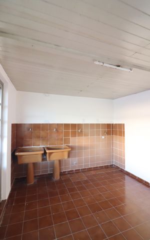 Casa à venda com 190m², 4 quartos e 2 vagasÁrea de Serviço
