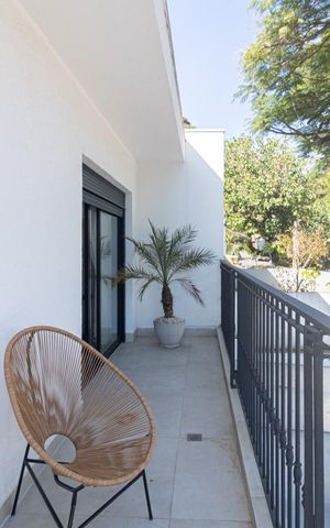 Casa à venda com 360m², 3 quartos e 2 vagasVaranda da Suíte 1