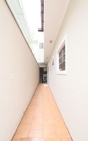 Casa à venda com 189m², 3 quartos e 2 vagasCorredor Externo