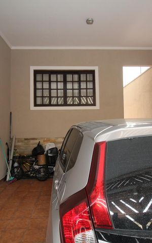 Casa à venda com 189m², 3 quartos e 2 vagasGaragem