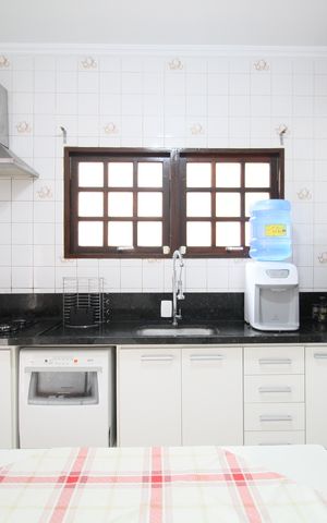 Casa à venda com 189m², 3 quartos e 2 vagasCozinha