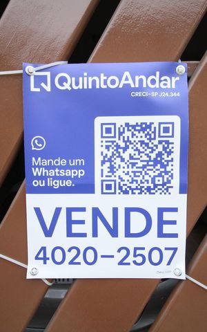 Casa à venda com 189m², 3 quartos e 2 vagasPlaca ZNHJ-1205