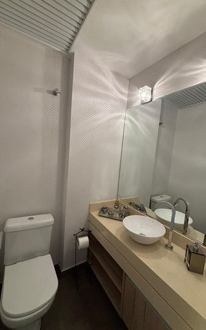 Apartamento à venda com 136m², 3 quartos e 3 vagas Apartamento à venda com 136m², 3 quartos e 3 vagasBanheiro
