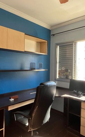 Apartamento para alugar com 184m², 3 quartos e 4 vagas