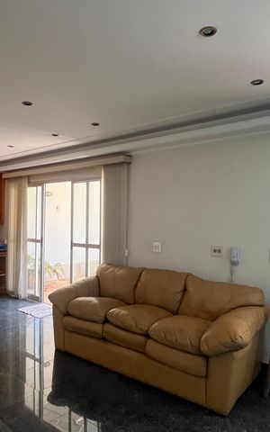 Apartamento para alugar com 184m², 3 quartos e 4 vagas