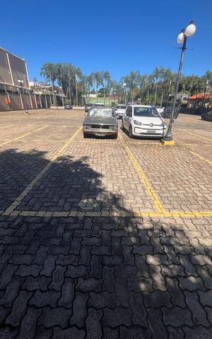 Apartamento para alugar com 184m², 3 quartos e 4 vagas