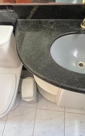 Apartamento para alugar com 184m², 3 quartos e 4 vagas