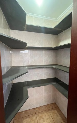 Apartamento para alugar com 184m², 3 quartos e 4 vagas