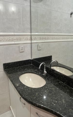 Apartamento para alugar com 184m², 3 quartos e 4 vagas
