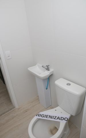 Apartamento à venda com 188m², 3 quartos e 2 vagasBanheiro de serviço