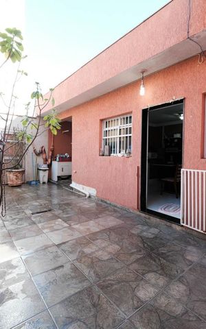 Casa à venda com 400m², 4 quartos e 4 vagasÁrea de Serviço