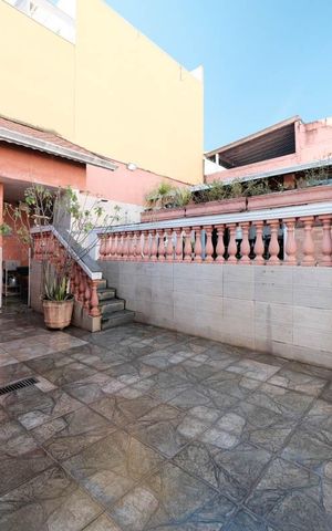 Casa à venda com 400m², 4 quartos e 4 vagasÁrea de Serviço